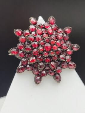 Antique Victorian Bohemian Garnet Star Burst Brooch c1880
